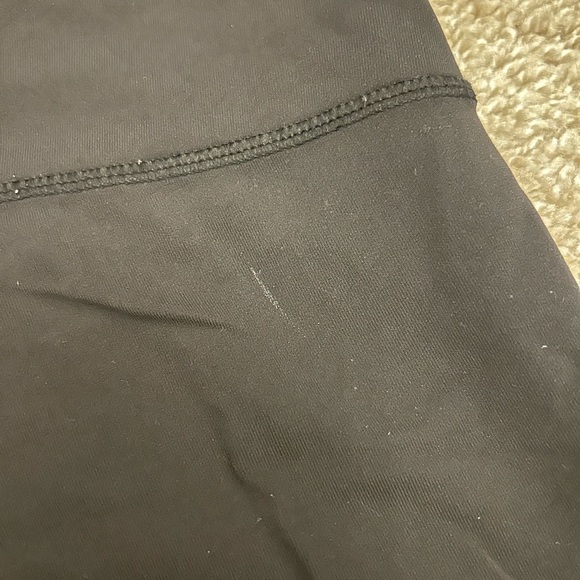 Lululemon Athletica 1st Release Black Align Crop Leggings 20” Inseam Size 6 - Picture 9 of 10